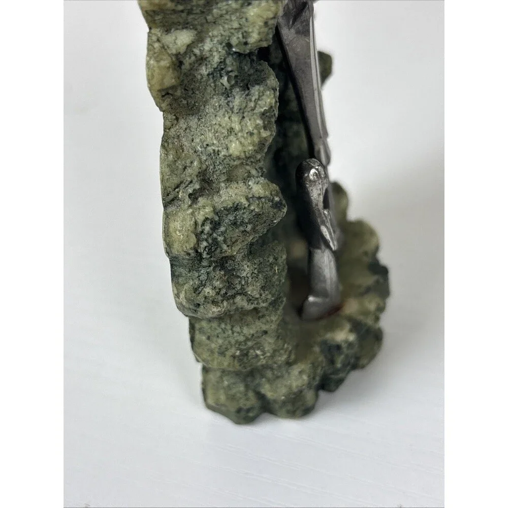 Lourdes Grotto Virgin Mary St Bernadette Freestanding Resin Metal 5